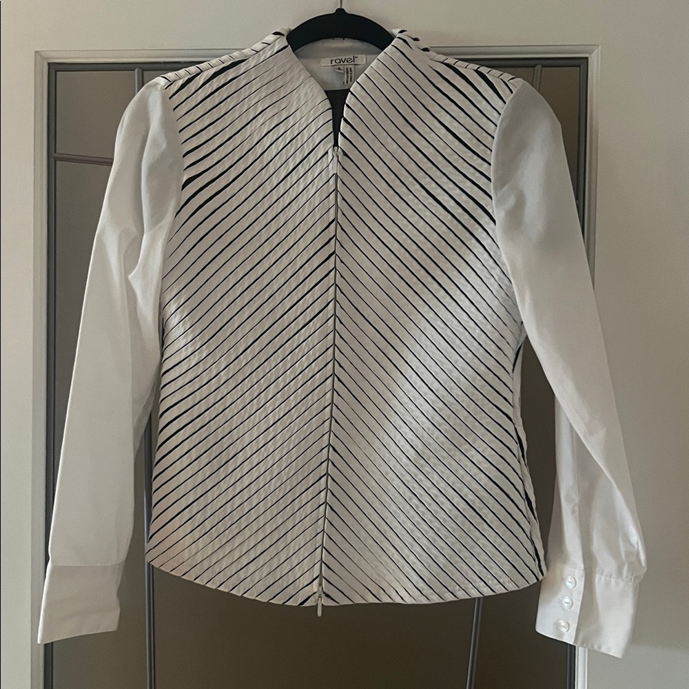 Ravel Vintage Stretch Shirt Zipper Closure White Black Diagonal Lined Small